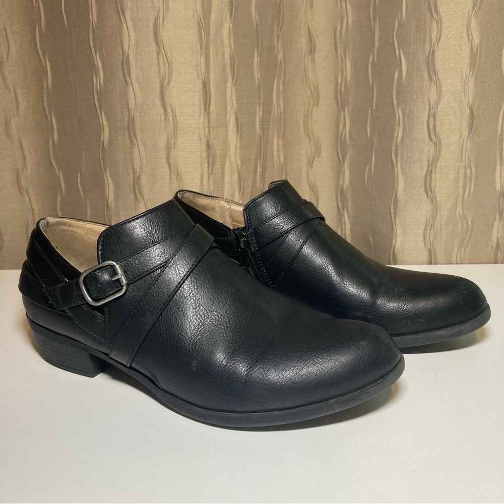 Life Stride Adley Velocity 2.0 Women's 7.5 W Black Comfort Ankle Booties Zip